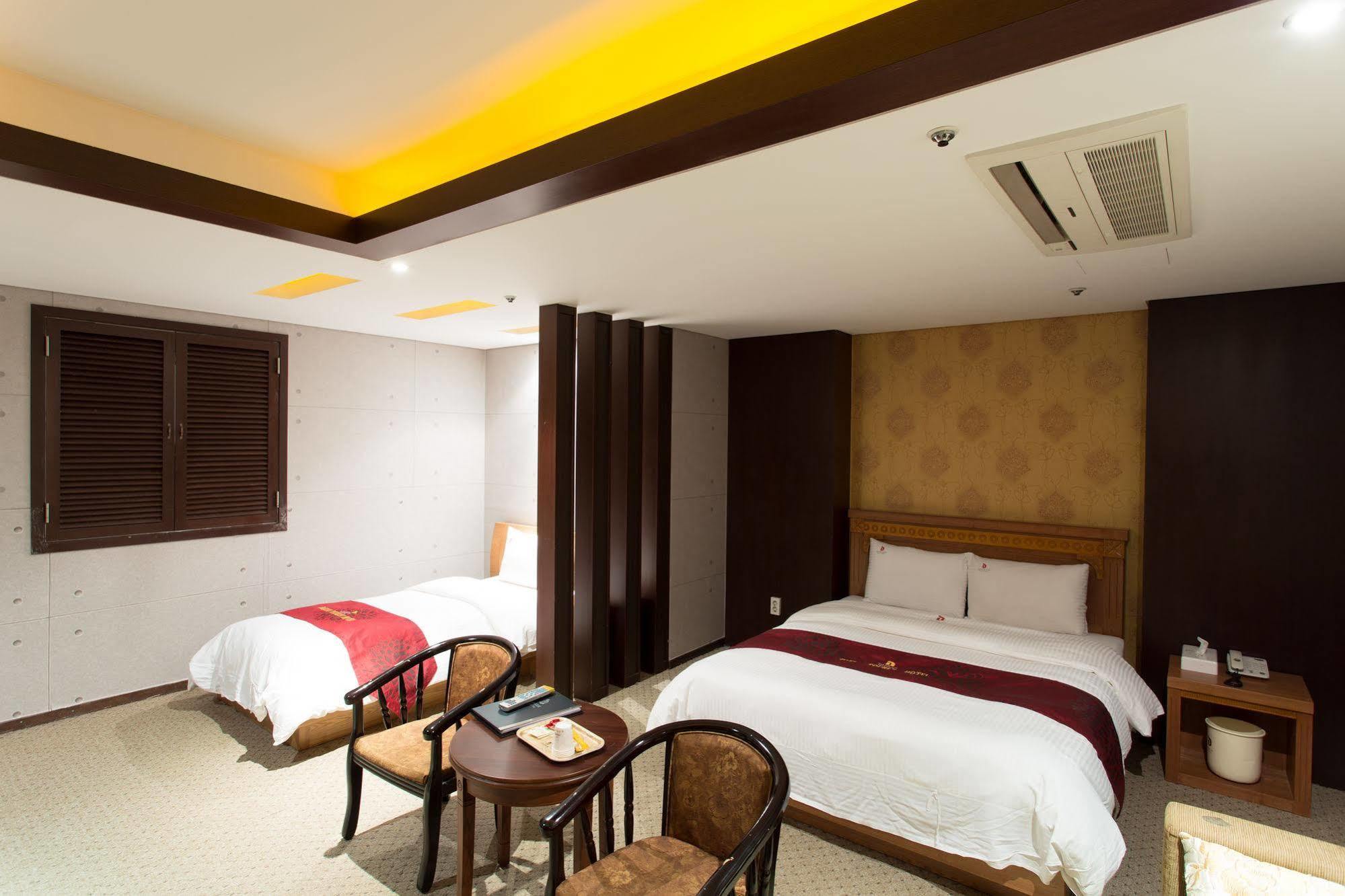 Benikea Daelim Hotel Daejeon Exteriör bild